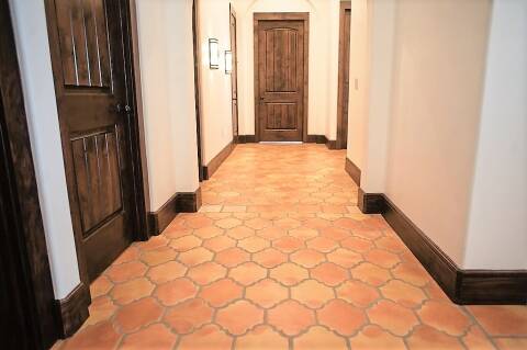 arabesque tile